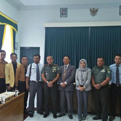 Silaturahmi dengan Danrem 062 TN